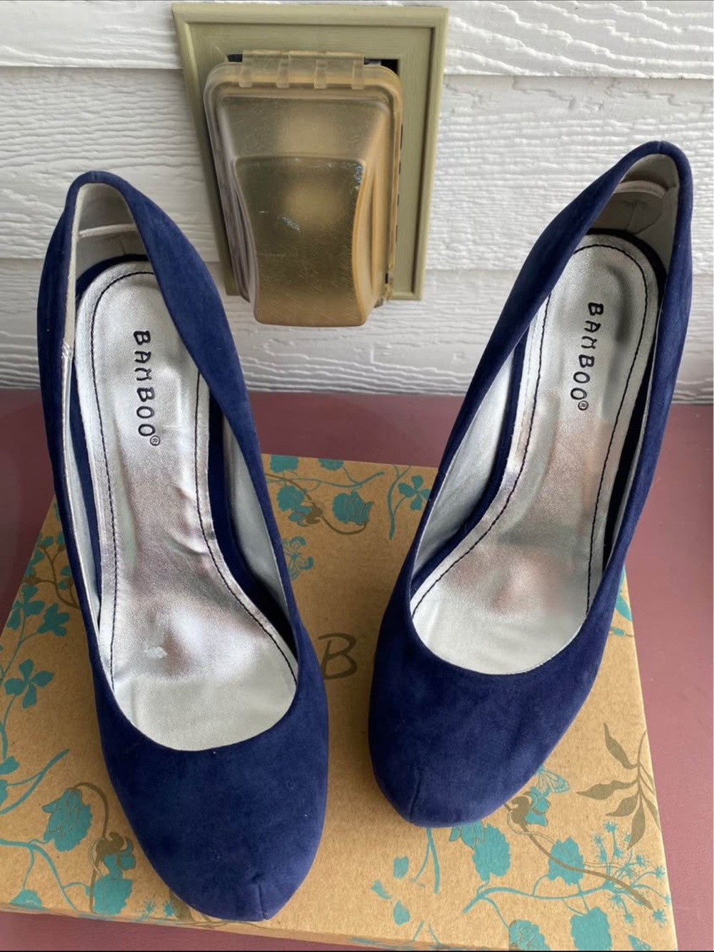 BAMBOO Navy Suede Round-Toe Pumps